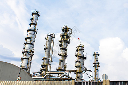Petro和化工厂 夜间现场工业植物管子活力工厂生产管道力量炼油厂车站