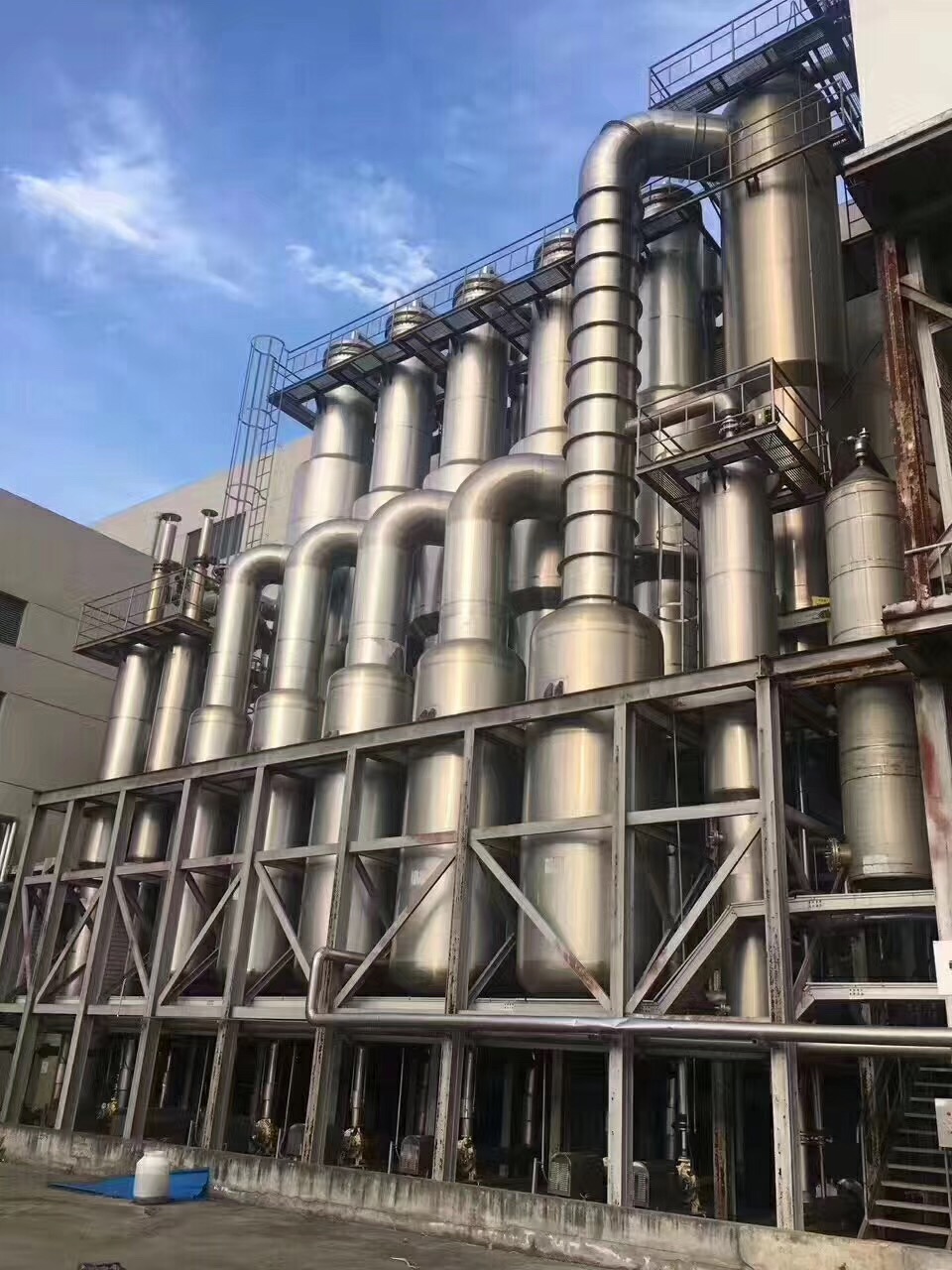 梁山鸿达二手化工制药设备 闲置化工设备的高效再利用与价值重塑